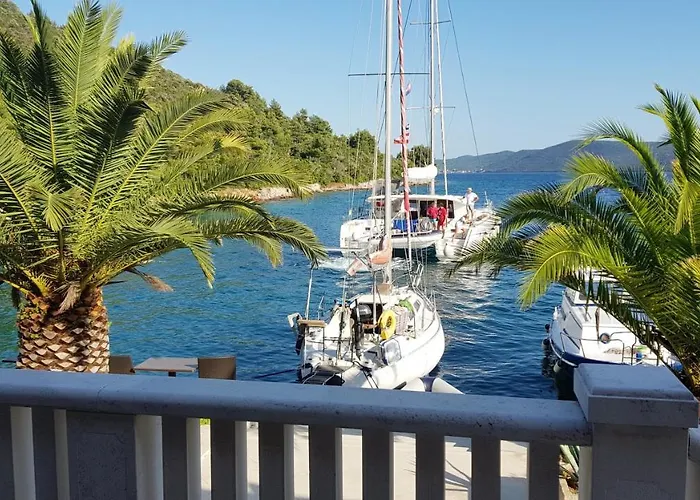 By The Sea Rava, Dugi Otok - 15880 Gostinjska kuća 4*