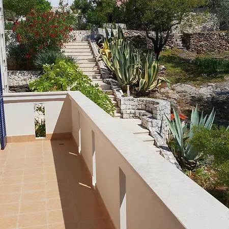 By The Sea Rava, Dugi Otok - 15880 בית הארחה Rava